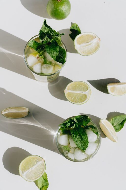 Băuturi răcoritoare cu ingrediente pe care le ai acasă
